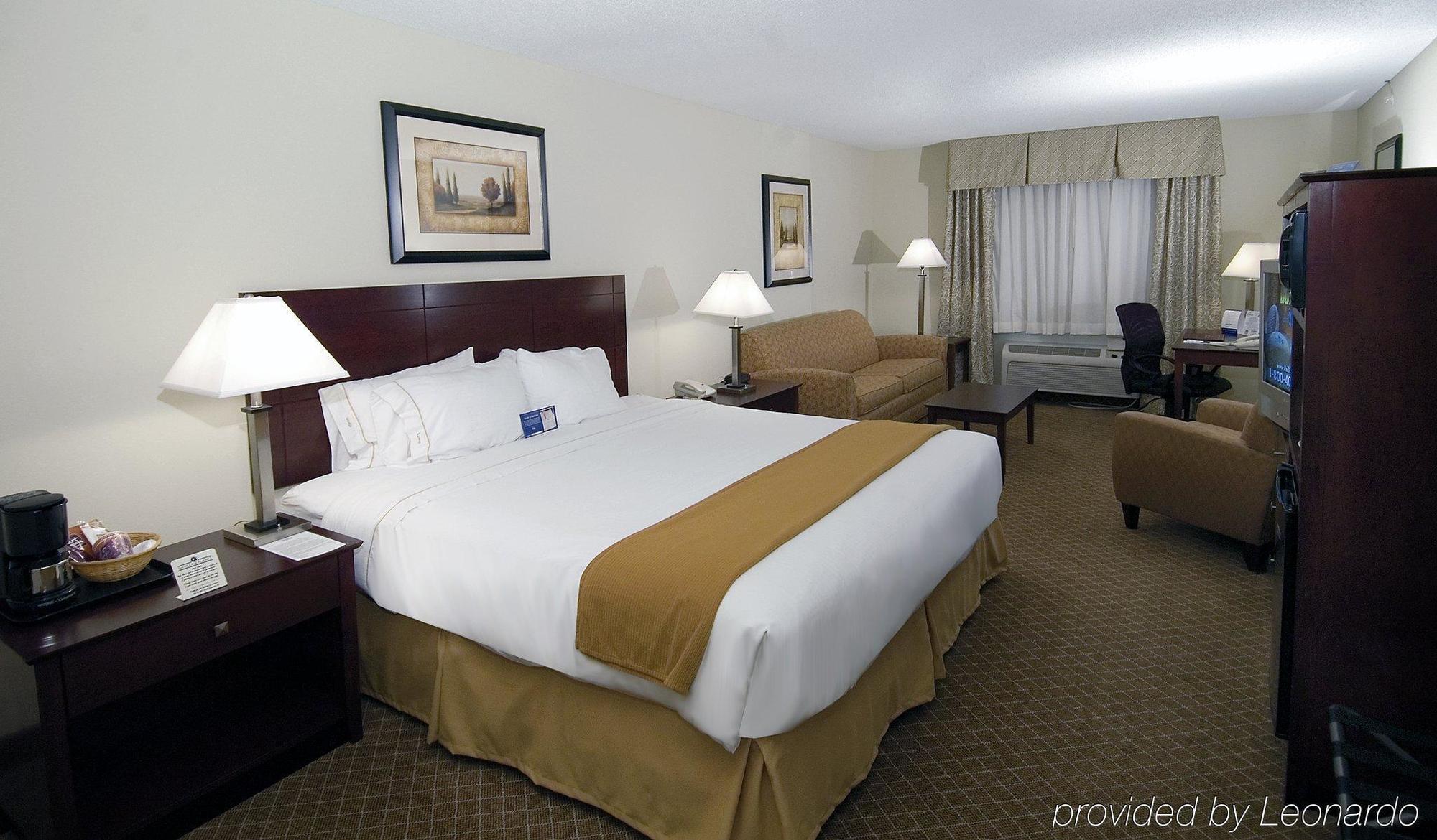 Holiday Inn Express Warrenton By Ihg Zimmer foto
